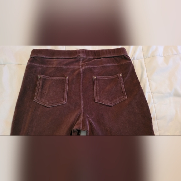 Vera Wang coderoy pants size medium. 3 pair - Picture 9 of 10